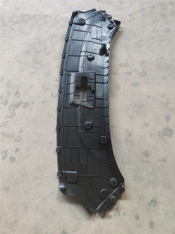 Пластик замка капота GEELY MONJARO 