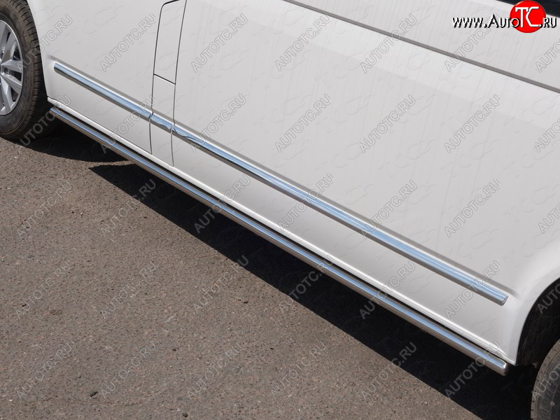 29 449 р. Защита порогов труба d42,4 мм ТСС Тюнинг  Volkswagen Caravelle  T6 (2015-2019) дорестайлинг (серые)  с доставкой в г. Кинешма
