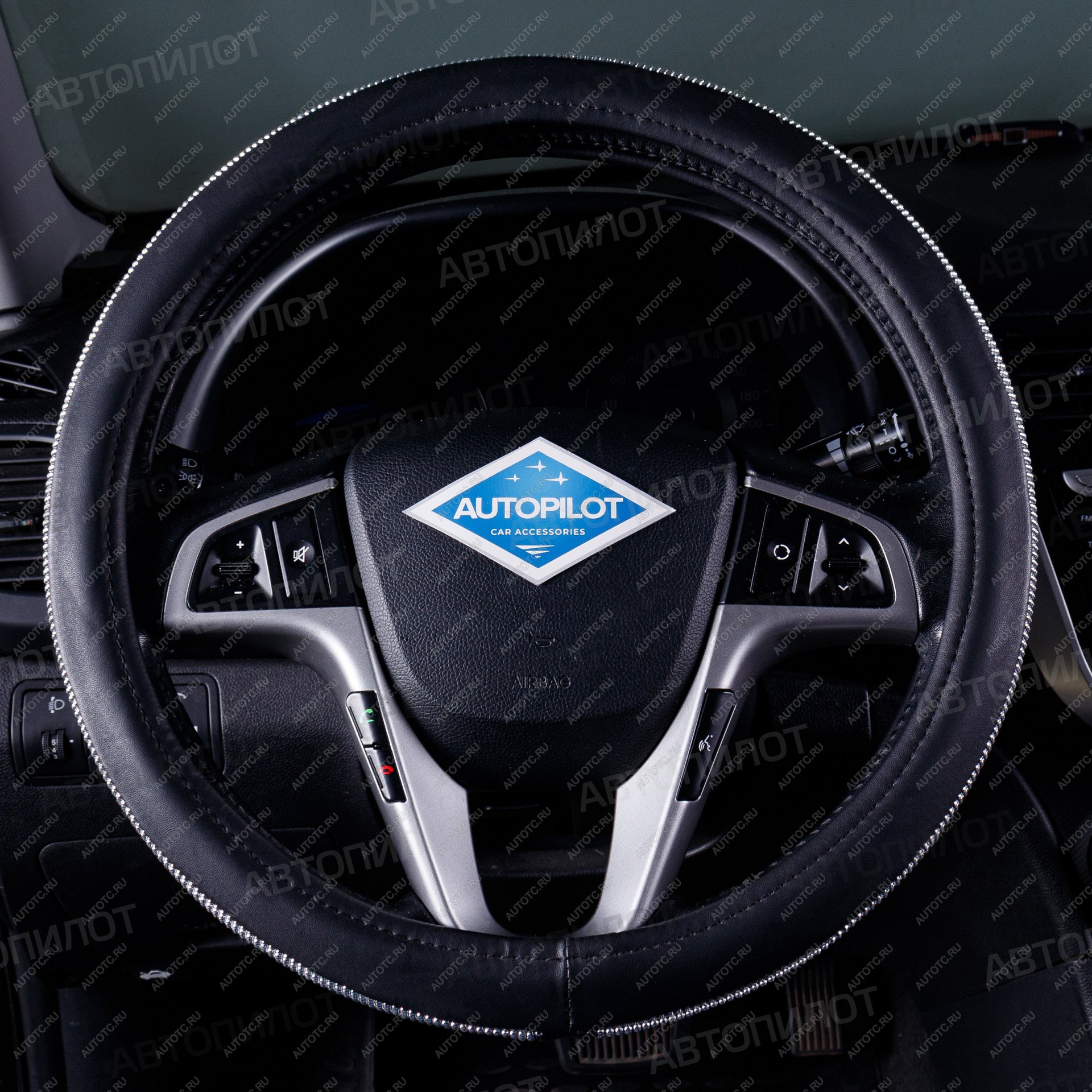 499 р. Оплётка на руль (37-39см BLW-025 кож/зам) Автопилот Renault Sandero (B8) дорестайлинг (2014-2018) (черный)  с доставкой в г. Кинешма