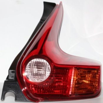 JUKE ФОНАРЬ ЗАДН ВНЕШН ПРАВ (ориг.) BODYPARTS nnjuk11-740-r